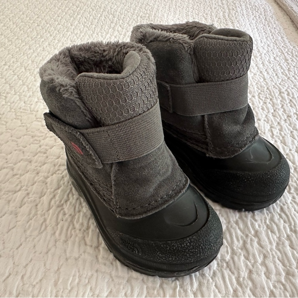 The North Face Alpenglow Toddler Winter Boots